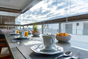Punta Blu Residence, Luxuoso Apartamento no centro de Bombinhas - 4 dorm - 8 pessoas, Bombinhas
